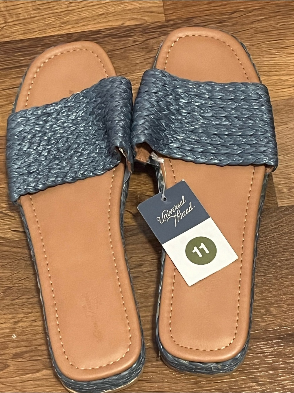 NWT Universal Thread Slide Sandals with Braided Blue Strap. Summer. Beach.